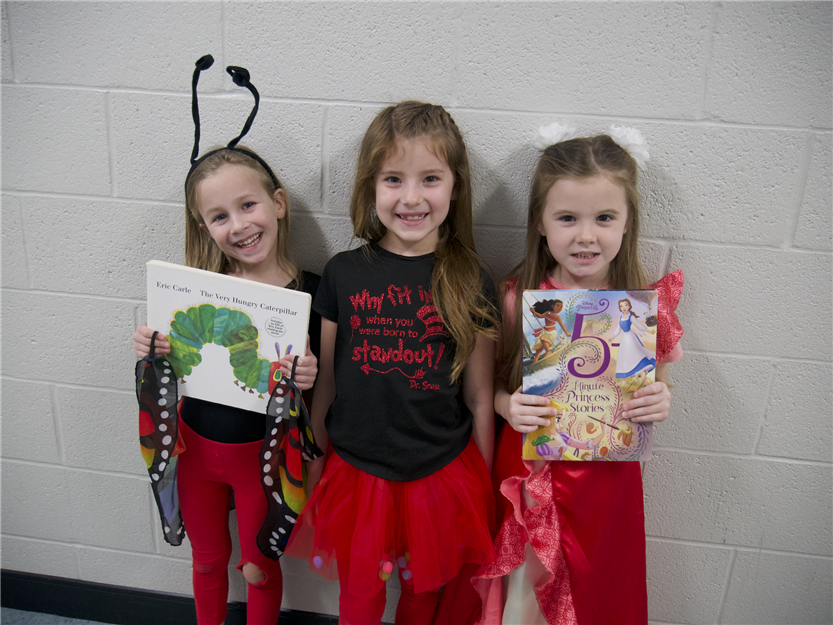 Students celebrate reading during Read Across America Week